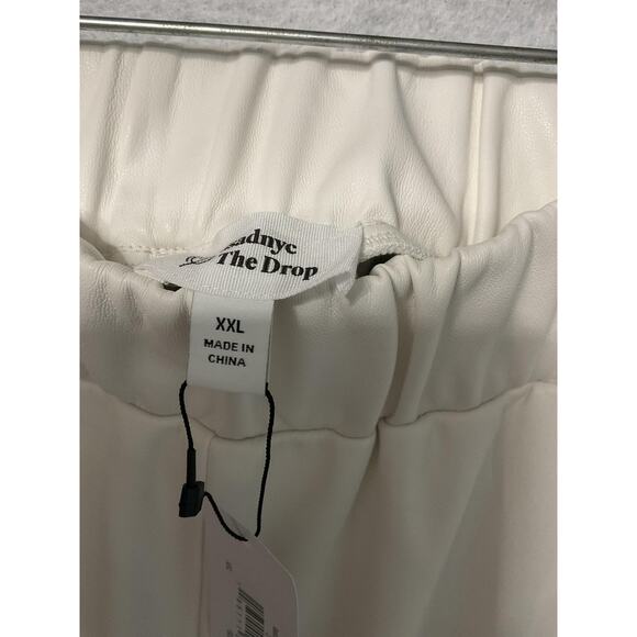 Lisadnyc The Drop Pants Womens 2XL Cream Faux Leather Pull On High Rise Pockets - Picture 4 of 11